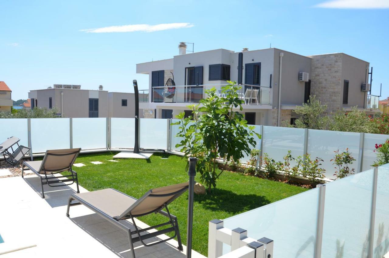 Villa Karen Vodice Grgurev Ante Kukure 93 Екстер'єр фото